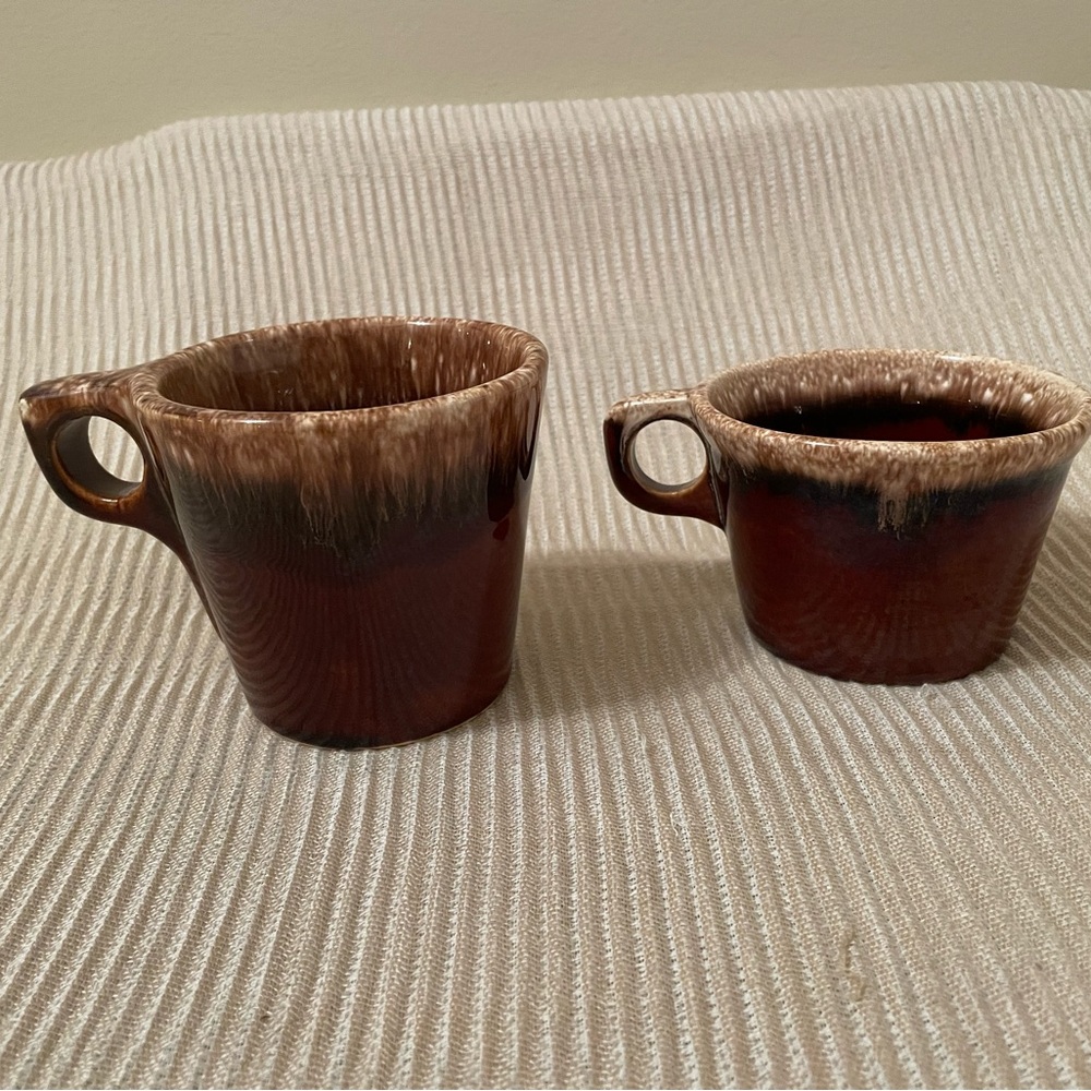 Vintage hull pottery mugs